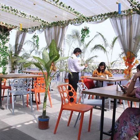 Hotel Grand Circle Inn Dhaka Bagian luar foto